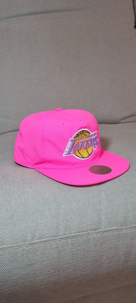 Кепка Mitchell & Ness Pink NBA Los Angeles Lakers Neon Nylon Snapback