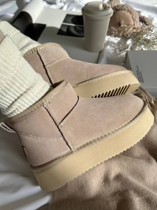 Жіночі бежево рожеві угг, угг, уги, ugg,