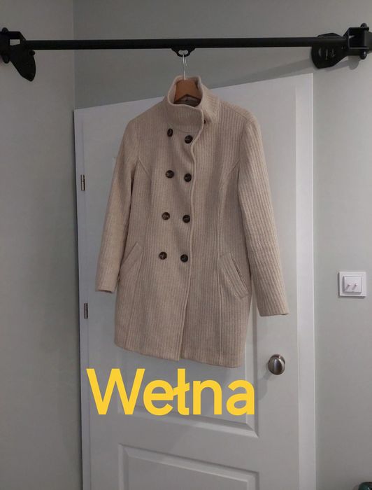 Jasny, kremowy, wełniany płaszcz Esprit. 40. Wool.