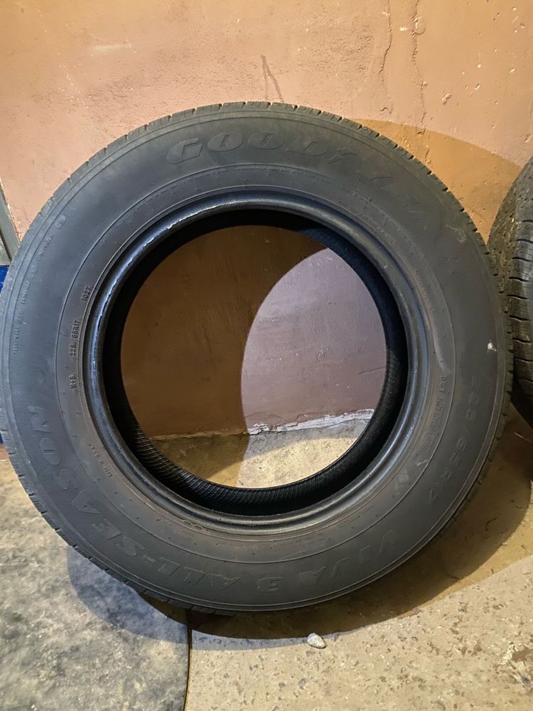 Продам комплект коліс 225/65 r 17.