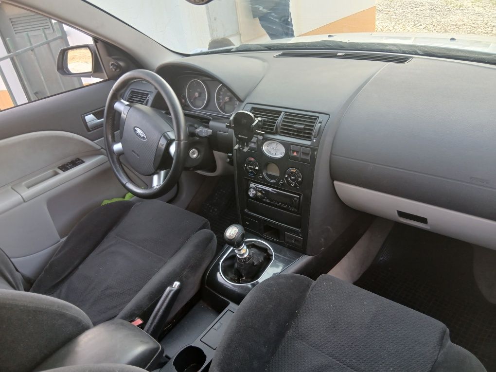 Vendo Ford mondeo