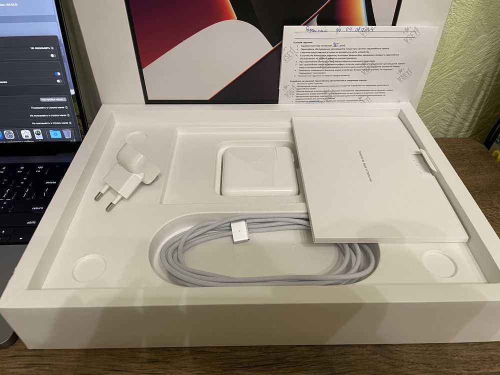 MacBook M1 Pro 14 16/512. A2442. Хорошее состояние. На гарантии. 128ц.