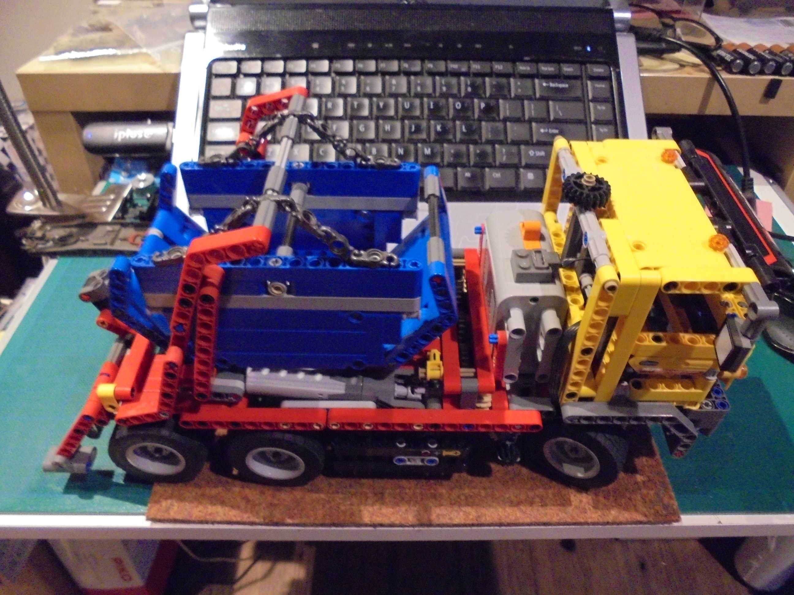 Lego Technic 42024 kompletny + power function,kolekcjonerski 2014r.