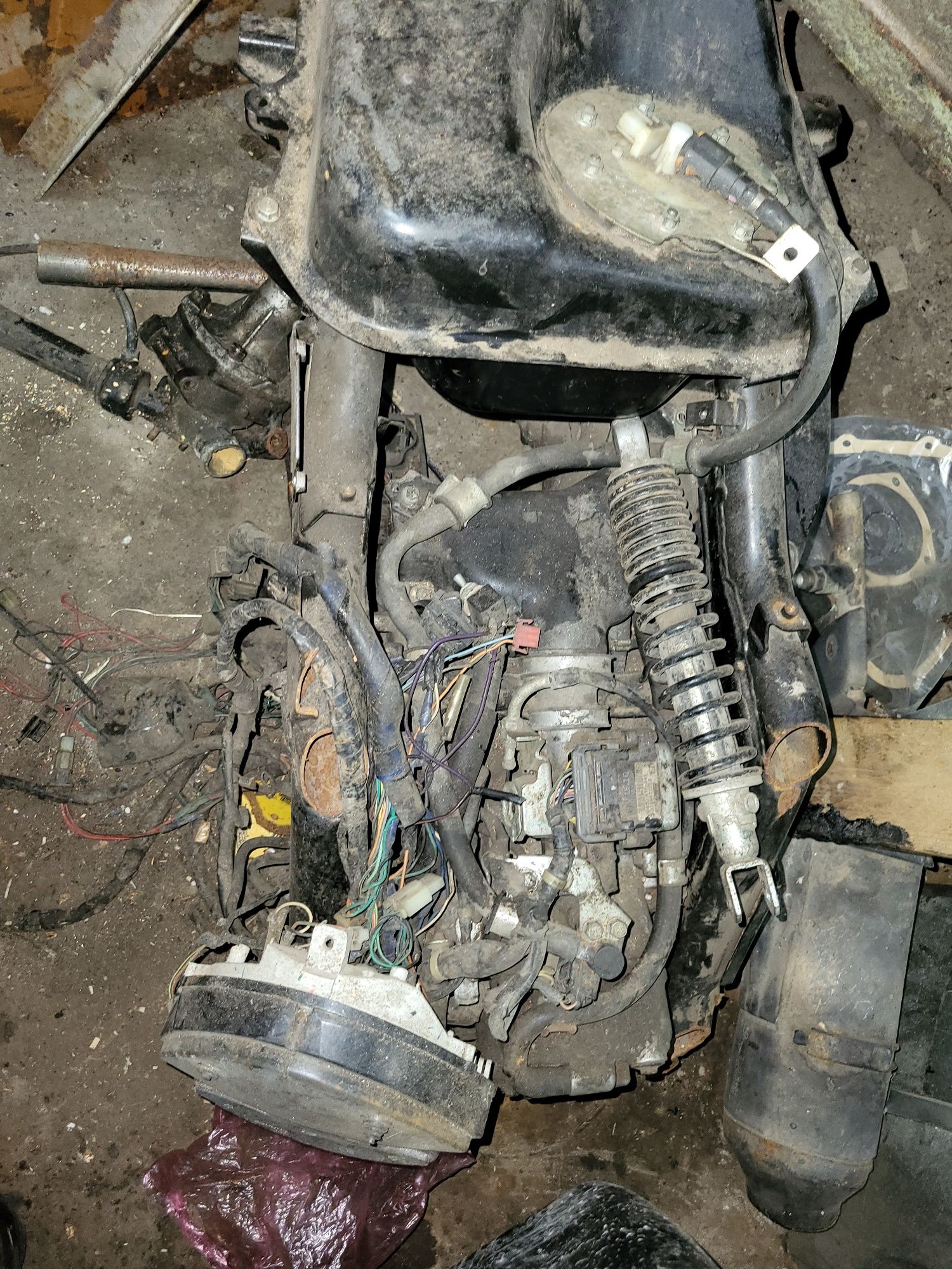 Продам двигун на скутер хонда сш 125 бу