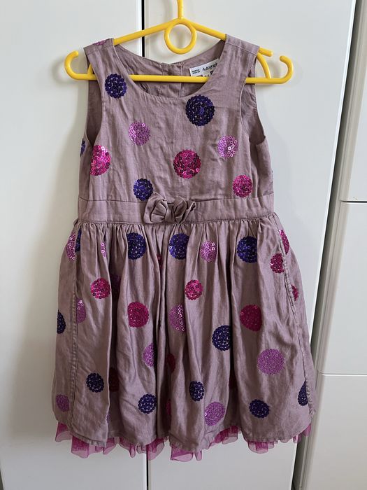 Elegancka sukienka w cekiny, 104 rozmiar