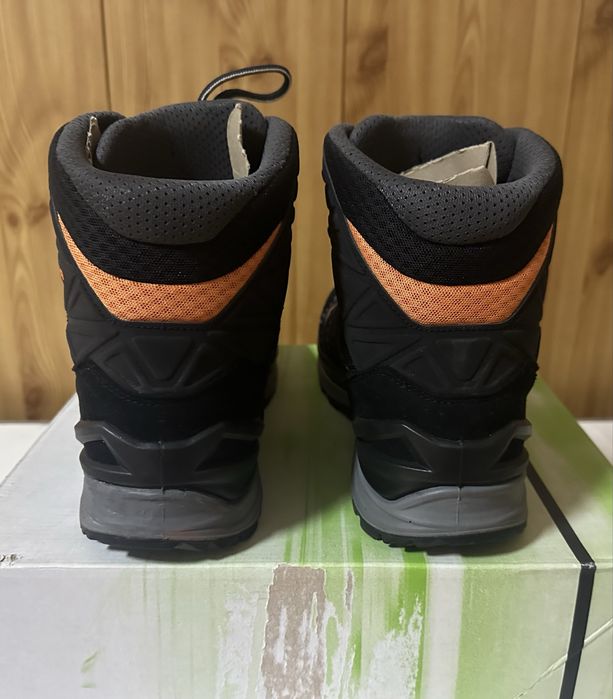 Lowa innox pro gtx mid