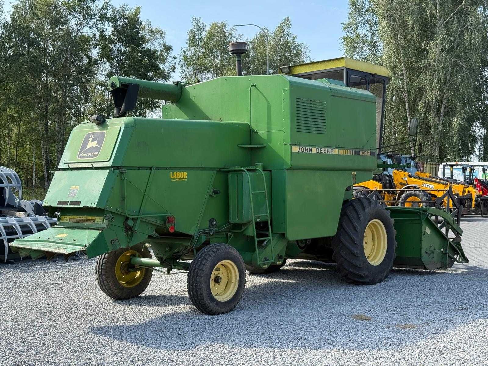 Kombajn John Deere 1042 Oryginał Piękny stan