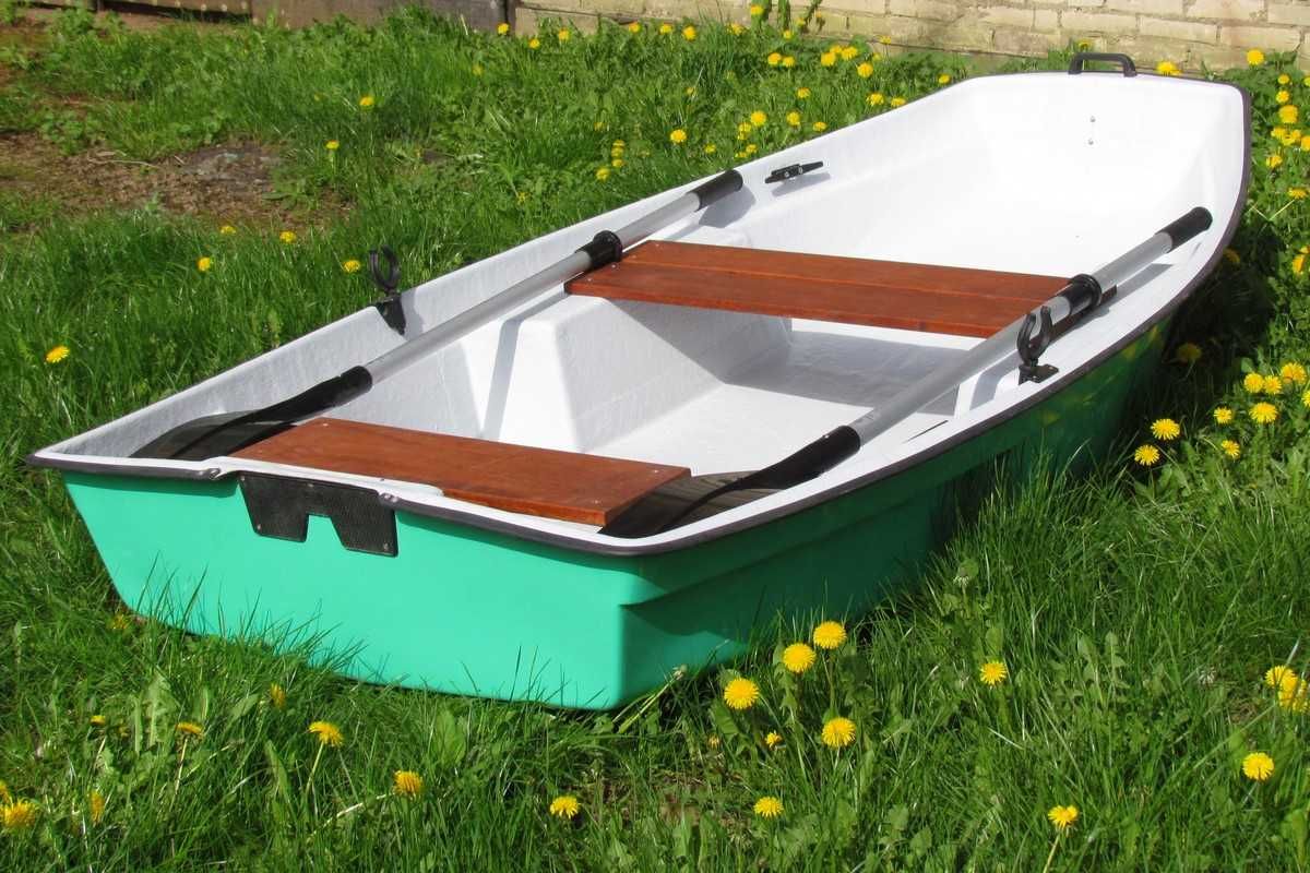 „OKAZJA” Nowa łódka z wiosłami za 2400 zł. Oferta ważna do 31 maja.