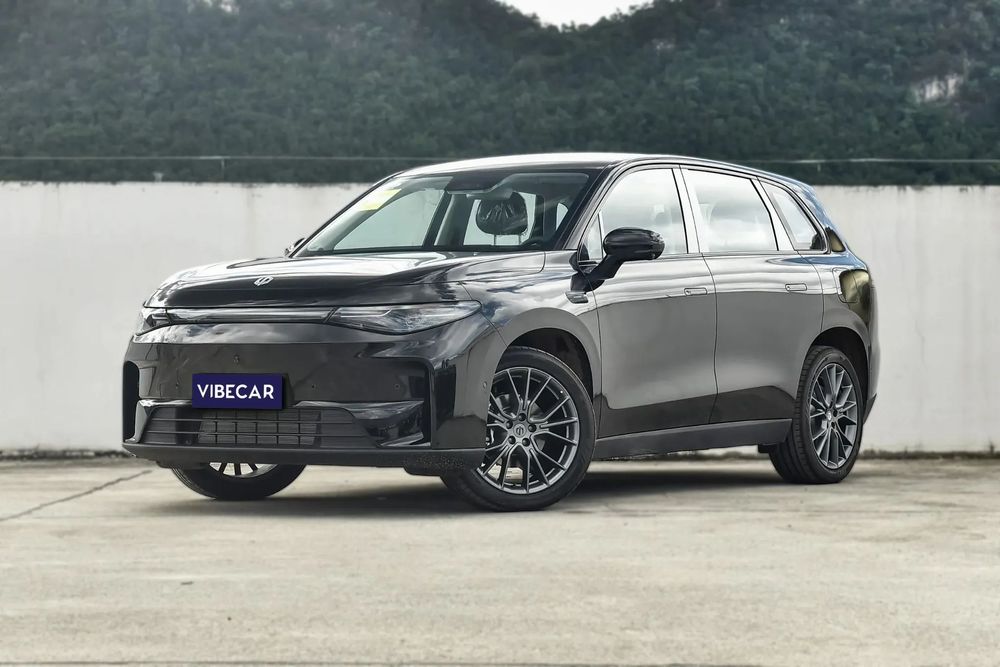Leapmotor C10 Pierwszy właściciel, Plug-in Hybrid, GWARANCJA