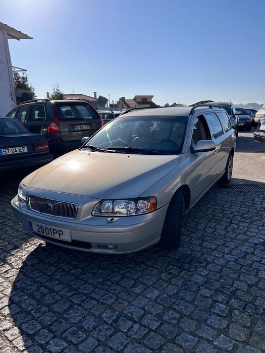 Carro Volvo v70