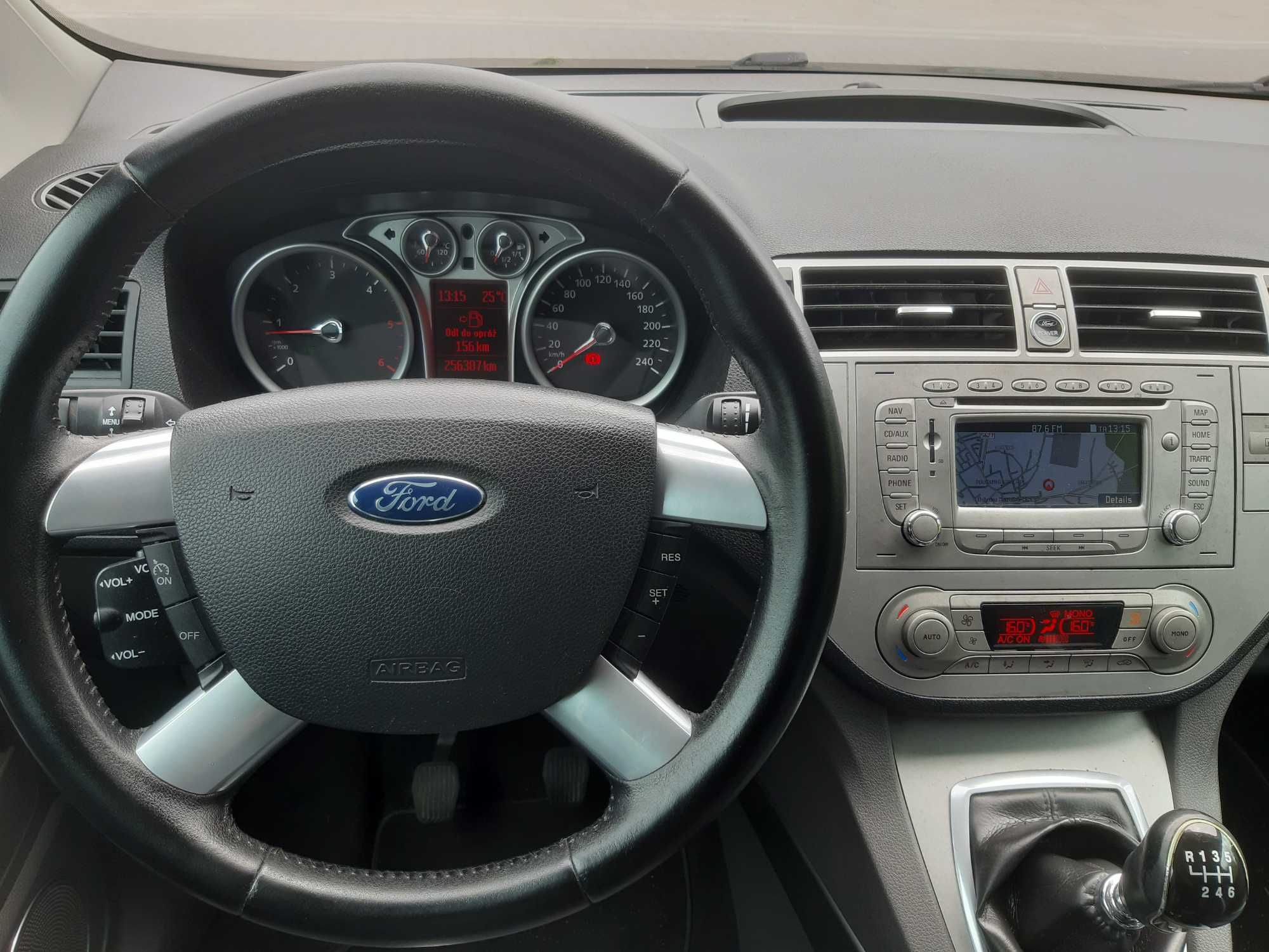 Ford Kuga 2.0 TDCi * Titanium*