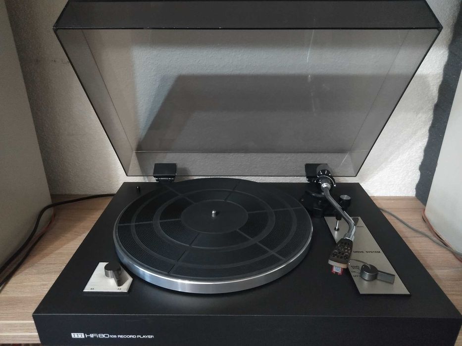 ITT HiFi 8010 програвач вінілу