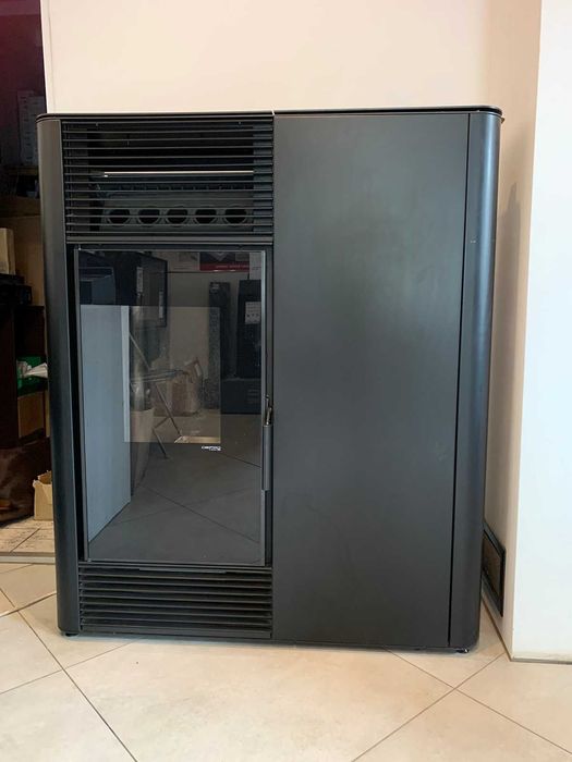 Piec, kominek,piecyk kominkowy na pellet Defro Slimpell