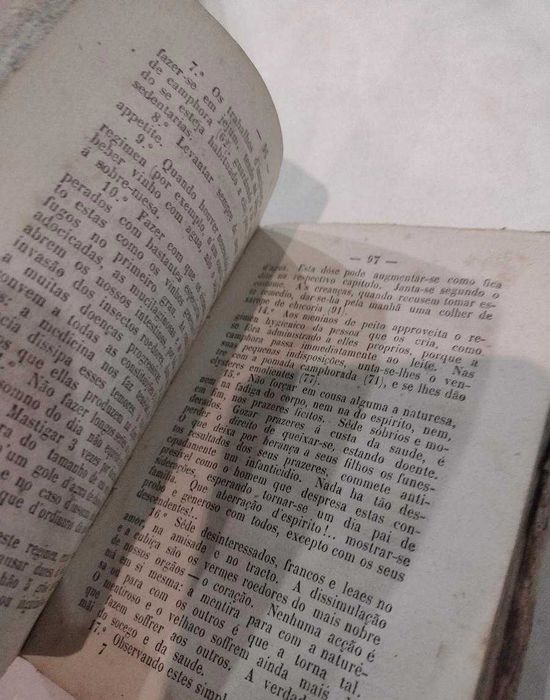 Novo Manual da Saúde ou Medicina e a Pharmacia 1856