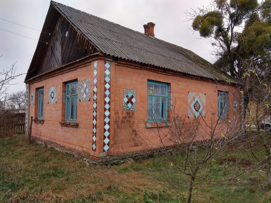 Цегляний будинок в с. Постійне (15 сот), Костопільський р-й, Рівн. обл