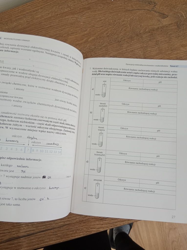 Świat chemii Chemia 8 zeszyt ćwiczeń