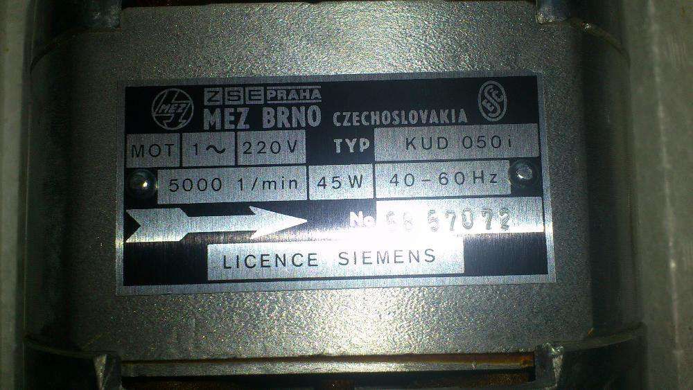 Электродвигатель 220в-45ватт Чехословакия лицензия Siemens