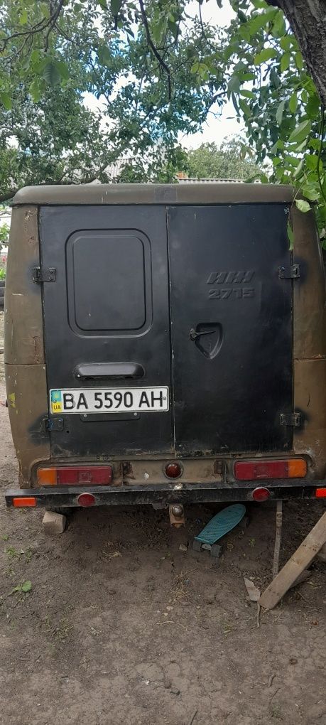 Продам москвич не дорого
