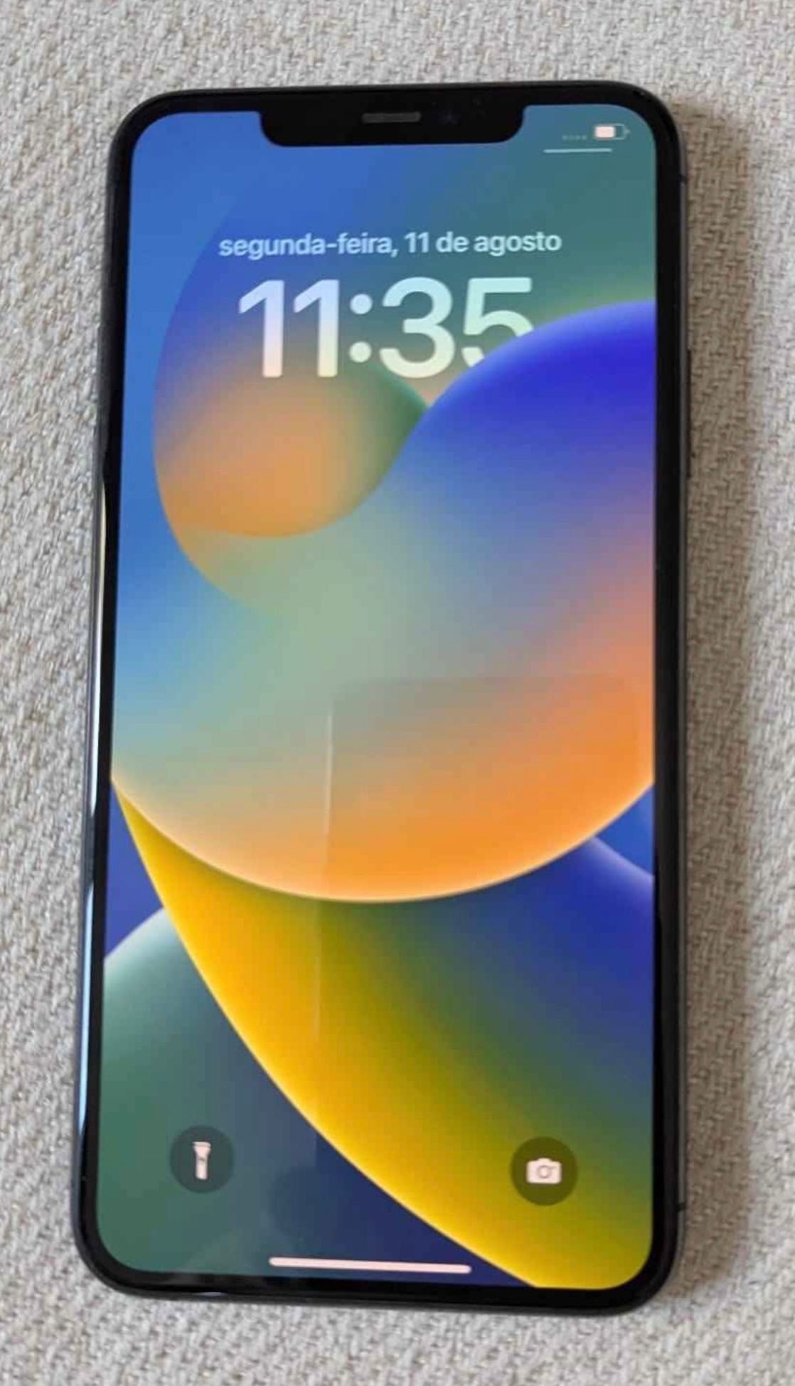 iPhone 11 Pro Max ouro