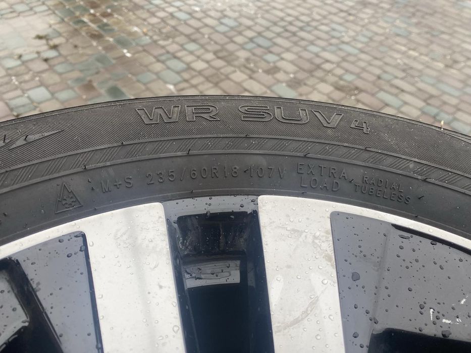 Диски з резиною 235/60/R18