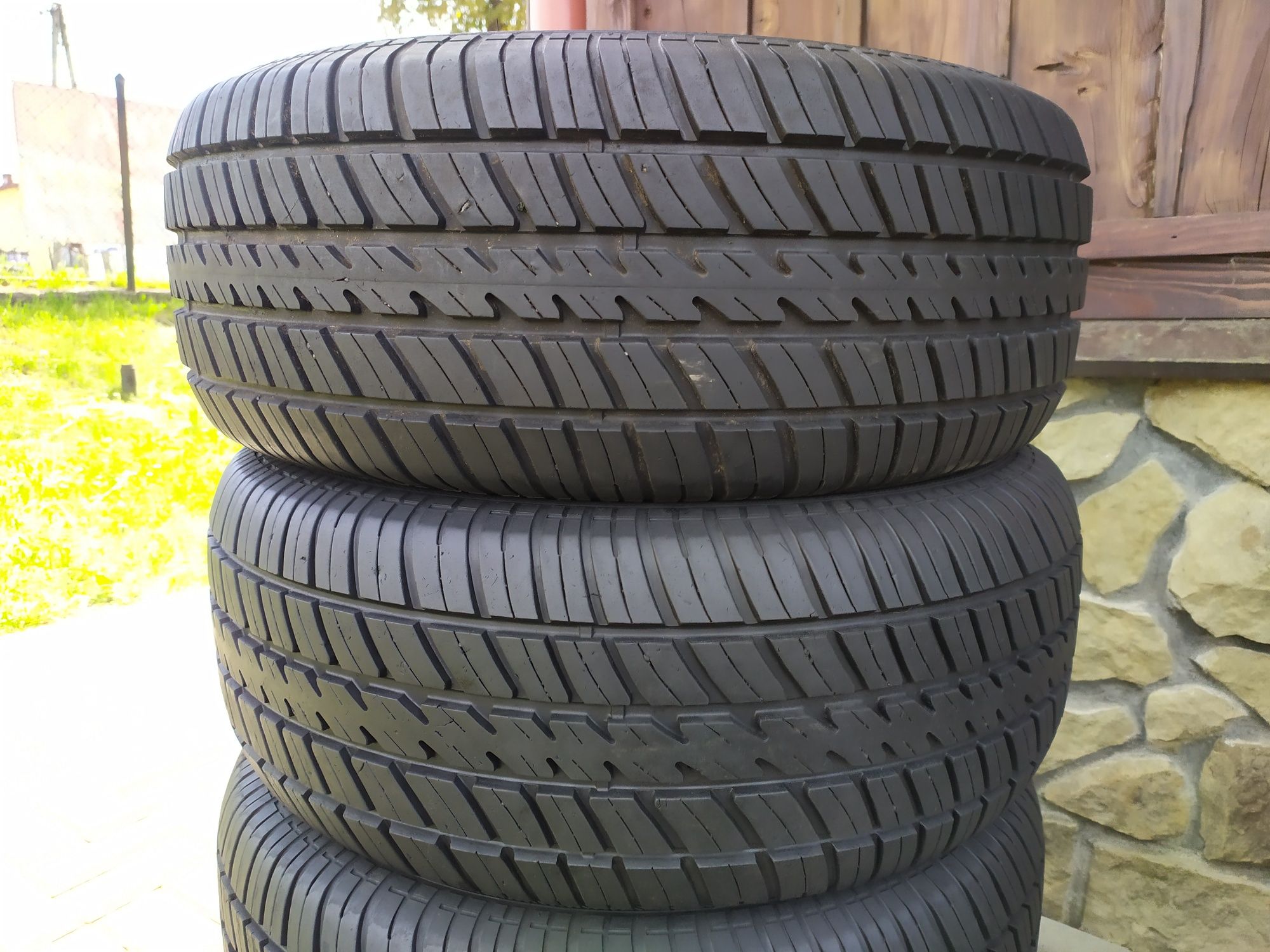 Opony Używane 275/60R15 Cooper Cobra Radial GT  Super Stan