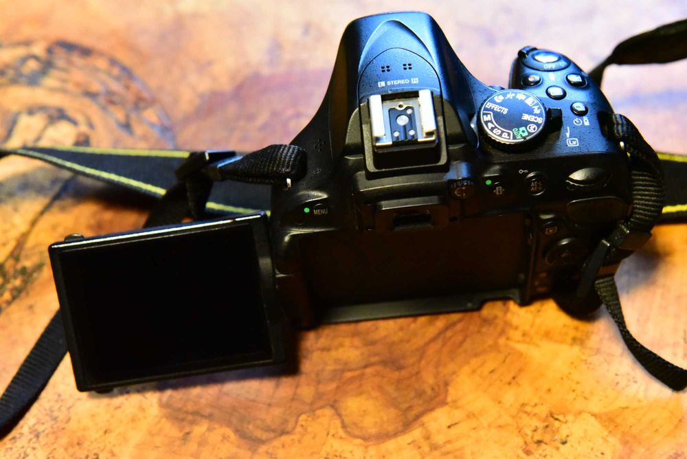 Aparat NIKON D5200 body