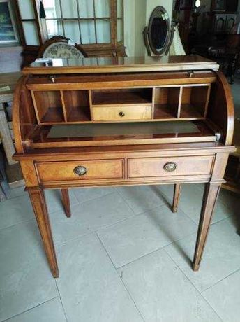Sekretarzyk biurko drewniany fornirowany orzechem styl angielski DOWÓZ