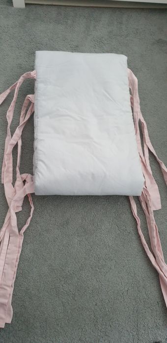 Ochraniacz na łóżeczko