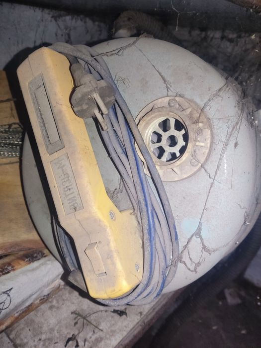 Пилосос витязь-м часів СССР,працює