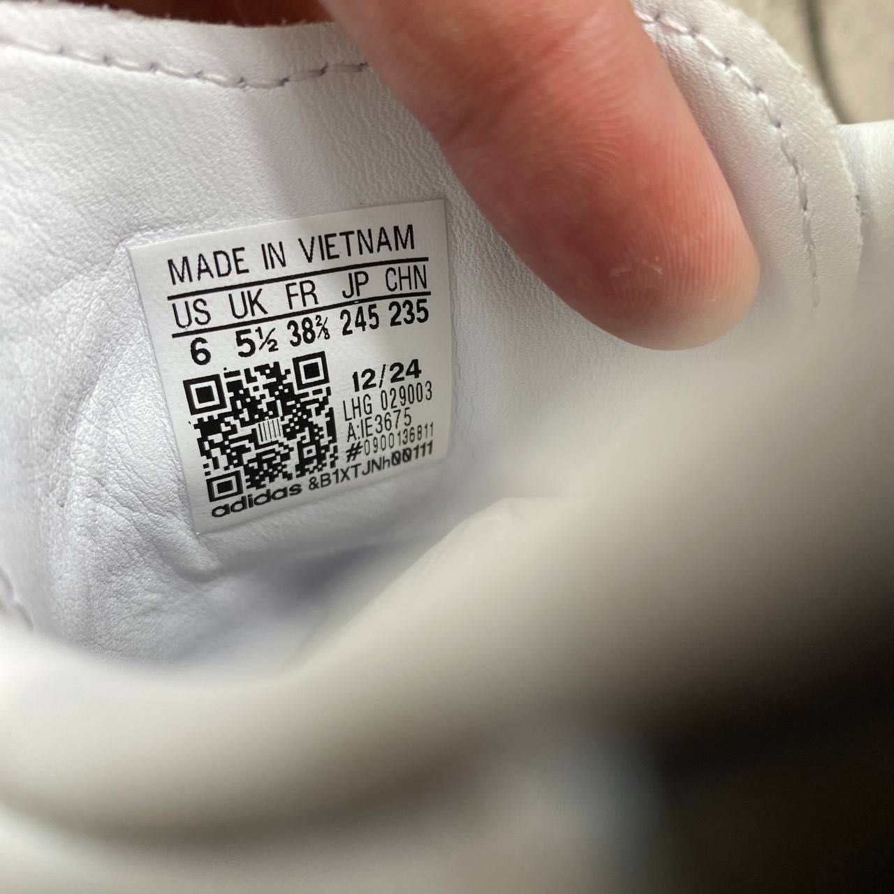 оригінал нові жіночі кеди adidas casual samba og IE3675