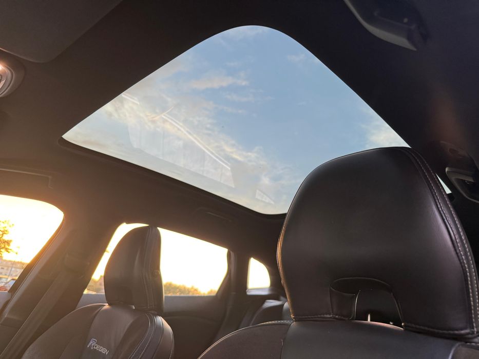 Volvo V40 R-Design 12/2013
