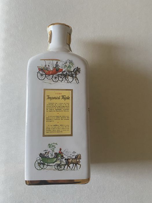 Garrafa de Triple Seco