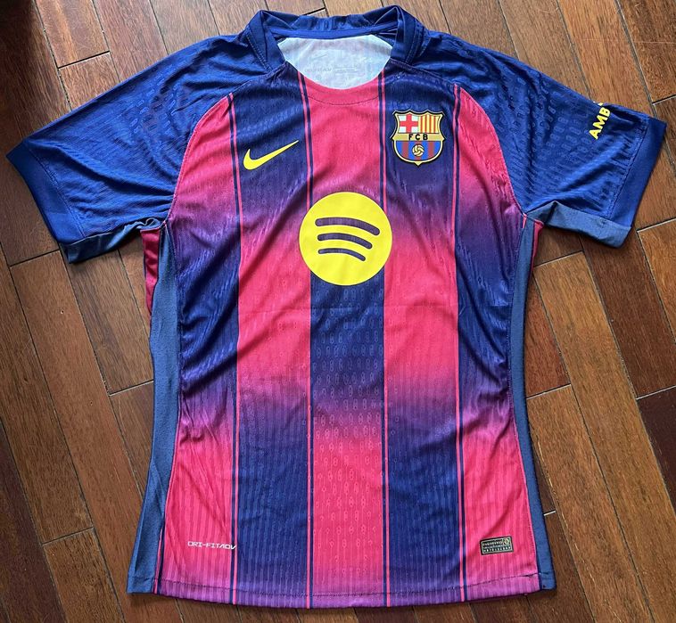 Robert Lewandowski FC Barcelona koszulka z autografem + certyfikat