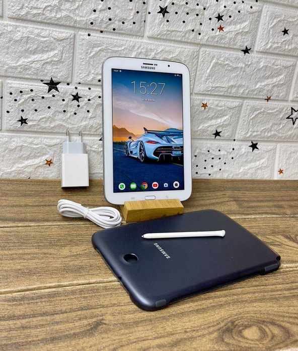 Планшет Samsung 8 дюймів