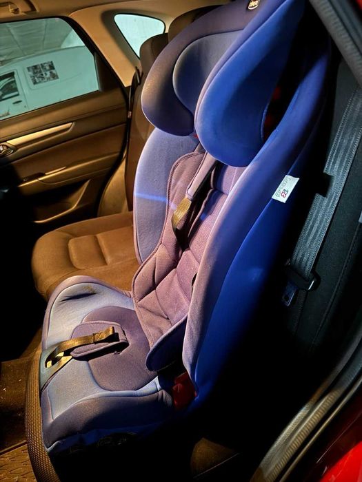 Автокрісло Chicco Gro-Up 123 (9-36 кг)