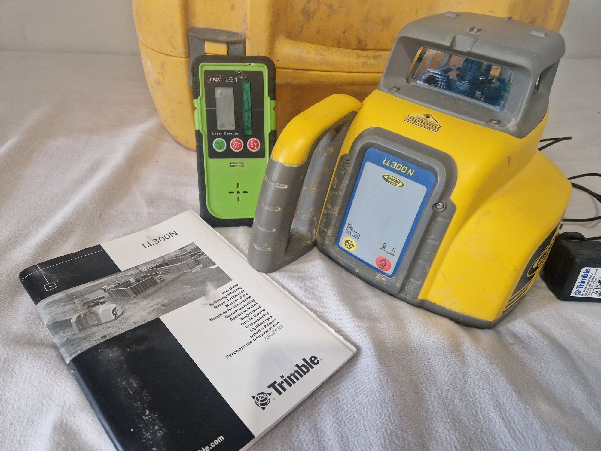 Spectra LL300N Niwelator laserowy