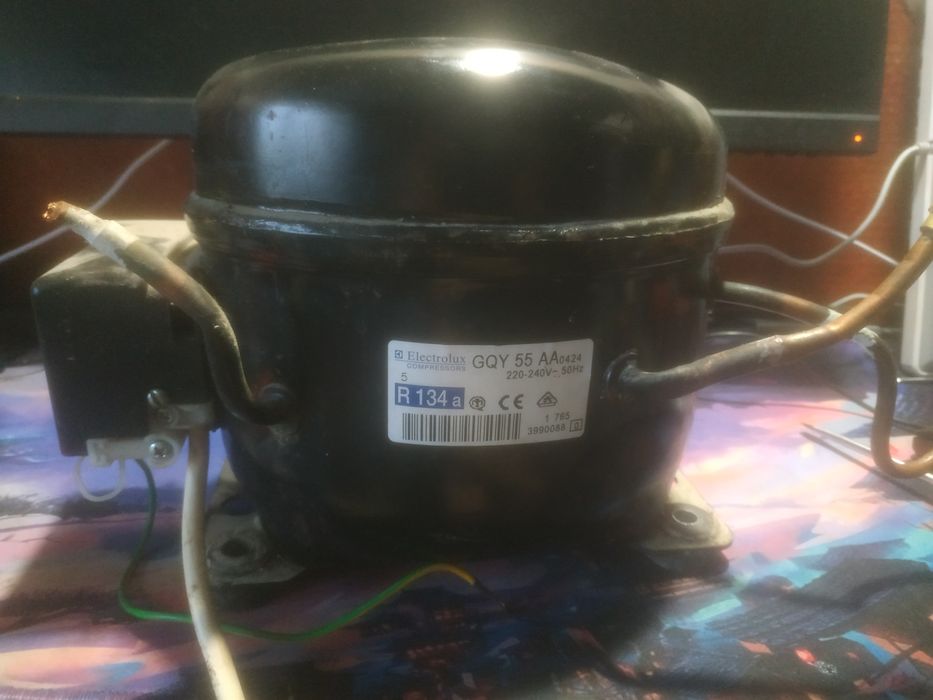 Компрессор холодильника gqy 55 aa