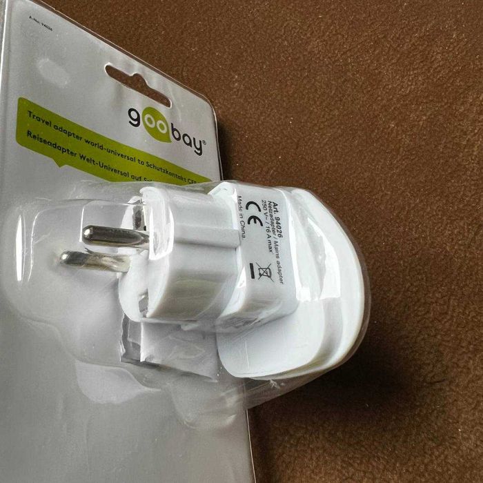 Переходник питания Goobay IEC M/F +USA/UK/Swiss/Italy адаптер 16A