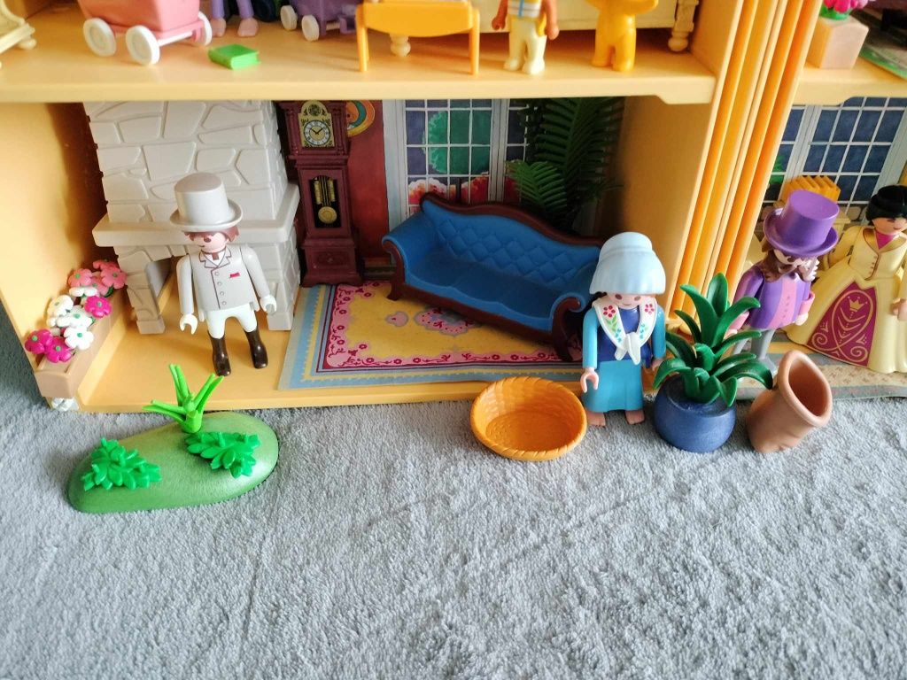 Zestaw domek staromocny playmobile