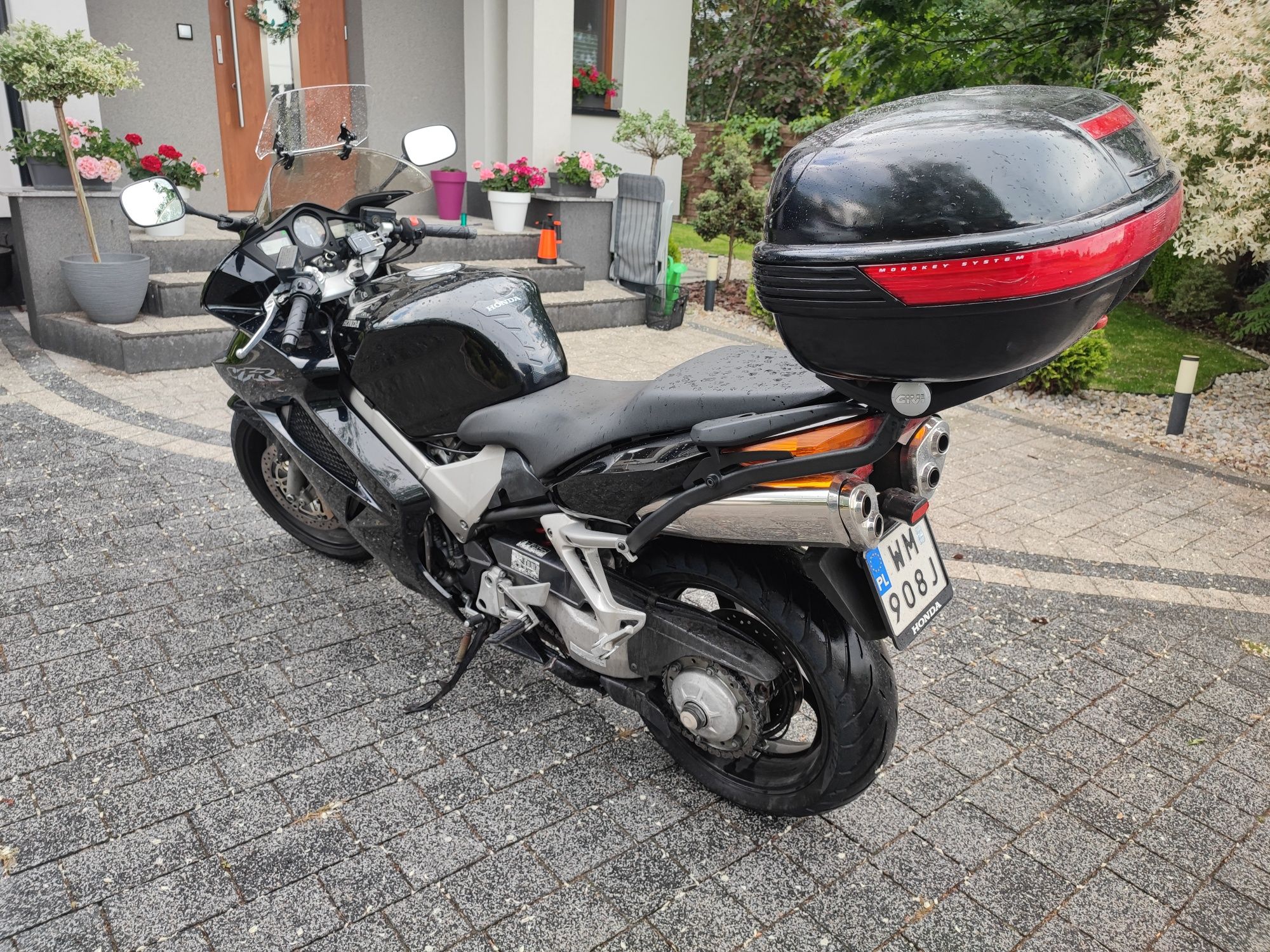 Honda VFR 800 oryginał ABS kufer