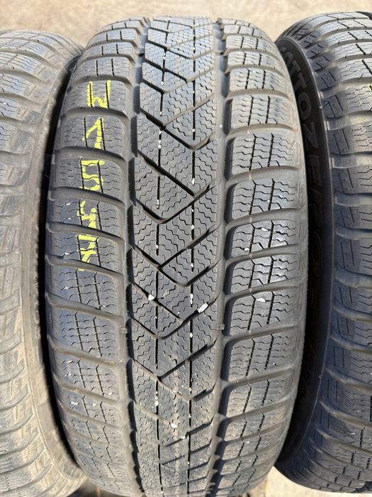 205/55/16 Pirelli Winter SottoZero 3 Runflat