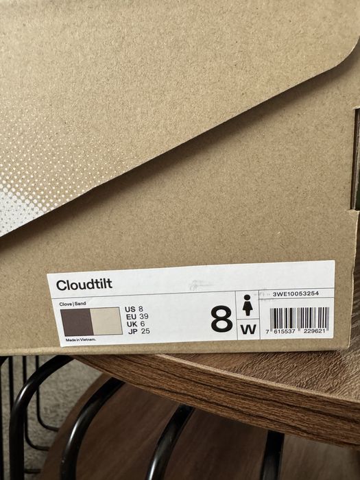 Tenis on nunca usado