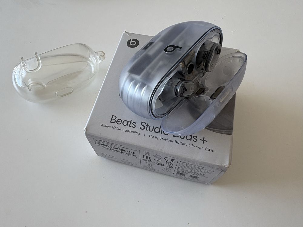 Beats Studio Buds + Plus Transparente