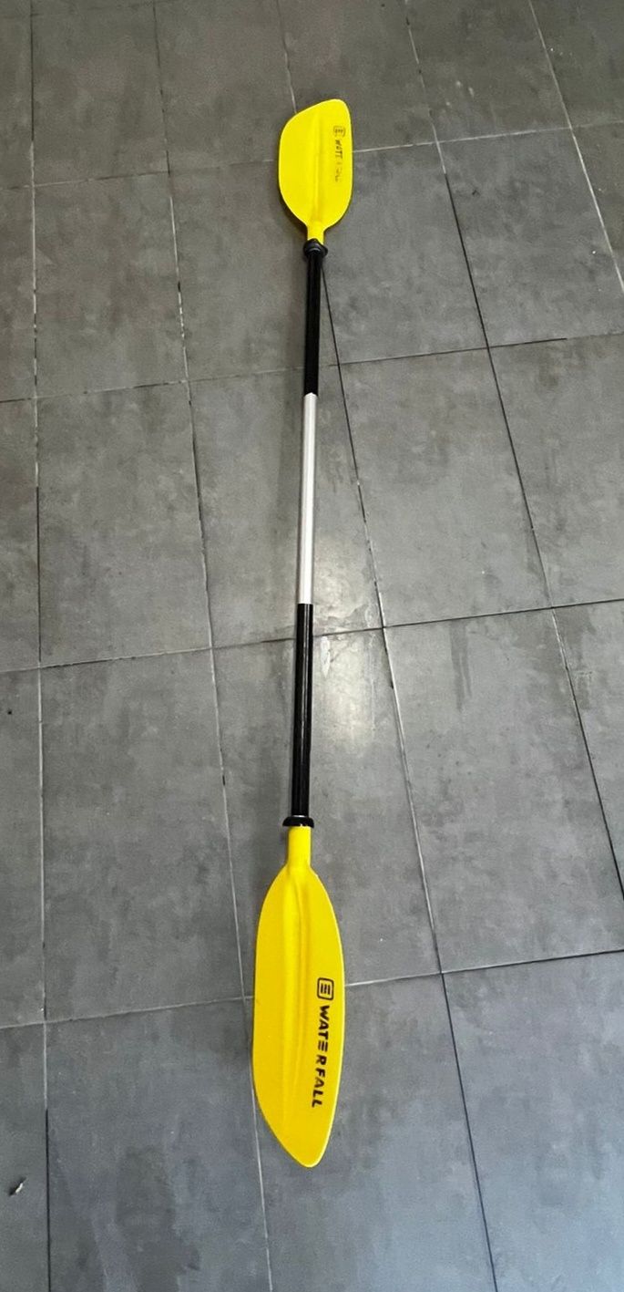 Pagaia usada em bom estado