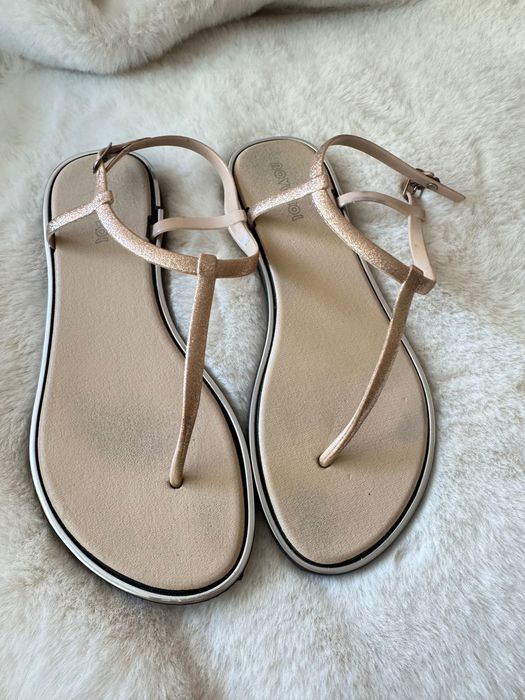 Sandálias efeito glitter 39