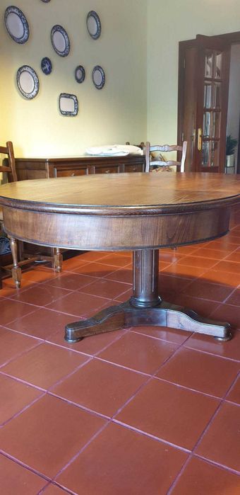 Mesa de Jantar de Madeira Castanho Velho