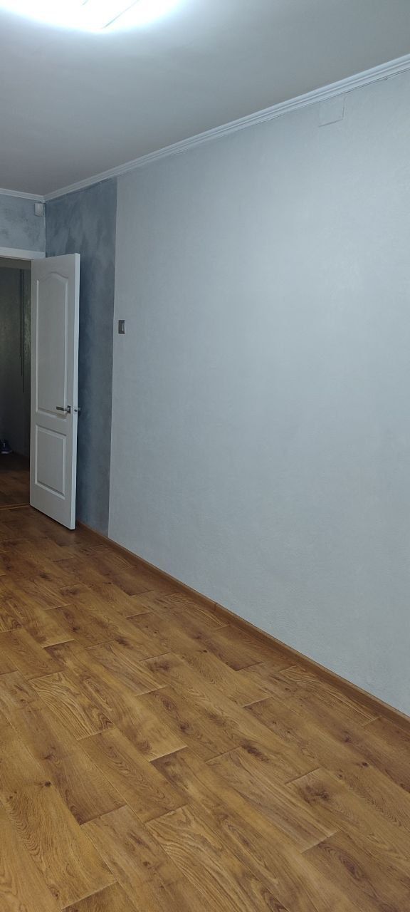 Продам двокімнатну квартиру р-н автовокзалу