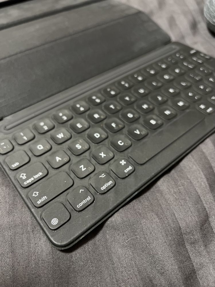 Smart Keyboard для iPad