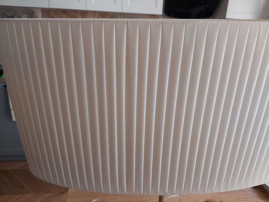 Lampa stołowa, klosz w plisy kremowa/ecri