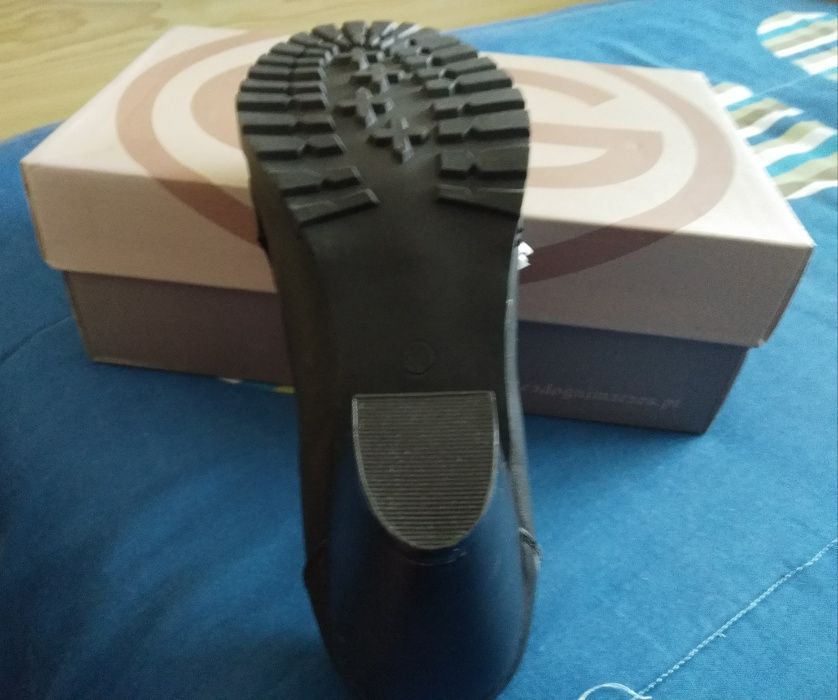 Sapatos, tamanho 37 (NOVOS)